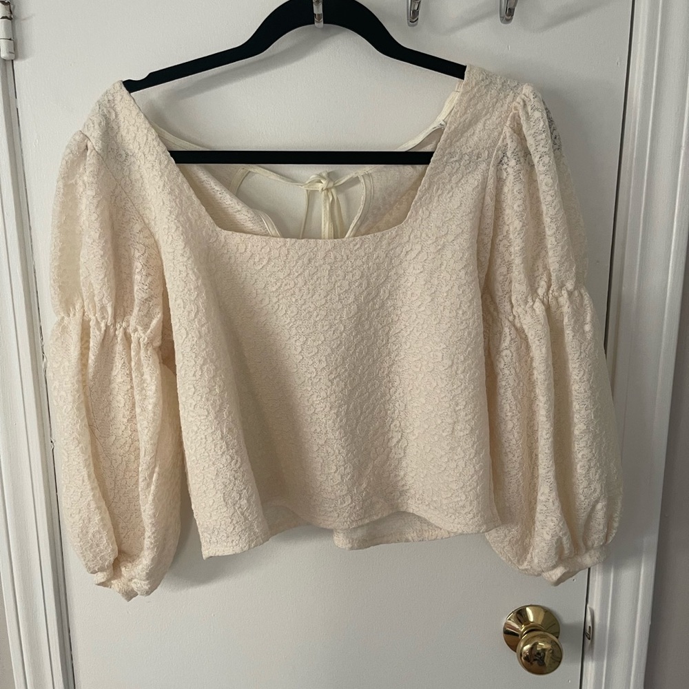 cropped floral top